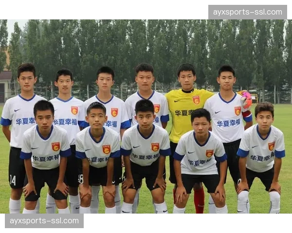 法国足协青训营更新教案，U15梯队增加“传中落点预判”专项课程